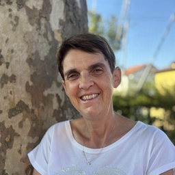 Cinzia, insegnante
